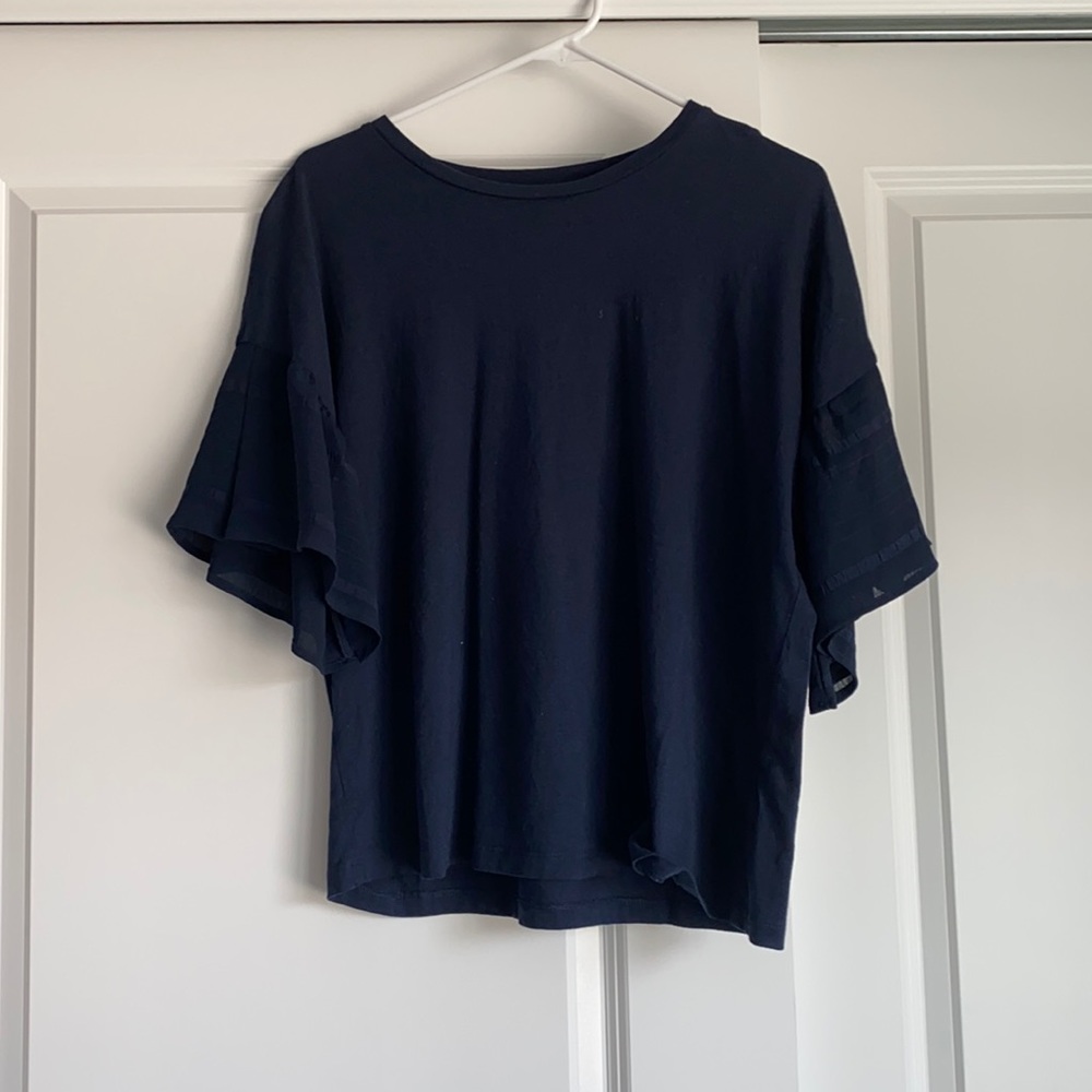 women’s shirt